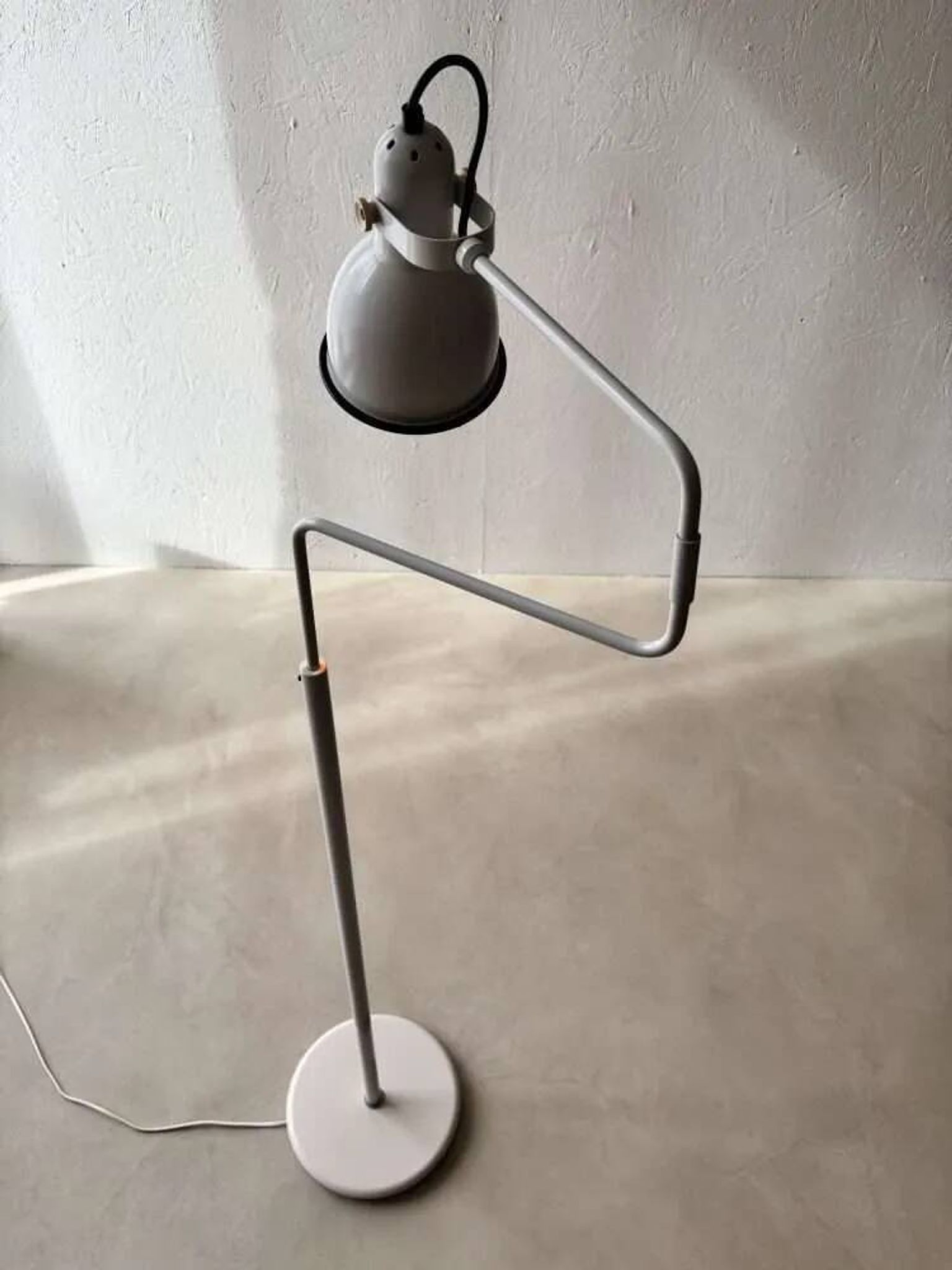 Hoogervorst Anvia floor lamp 1960s minimalist vintage design