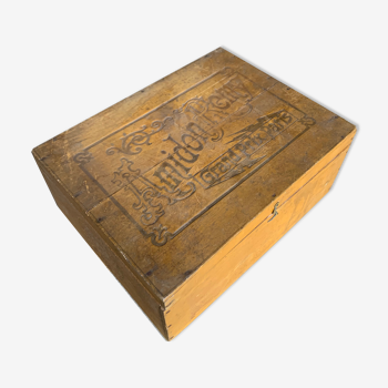 Wooden box L'Amidon Remy
