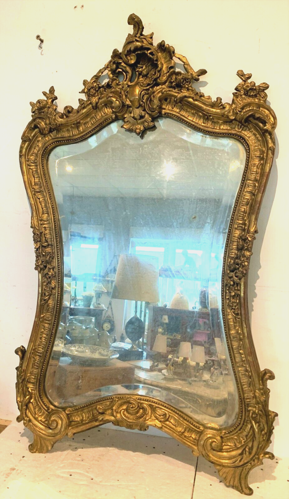 Mirror rocaille style Louis XV in wood and gilded stucco XX century