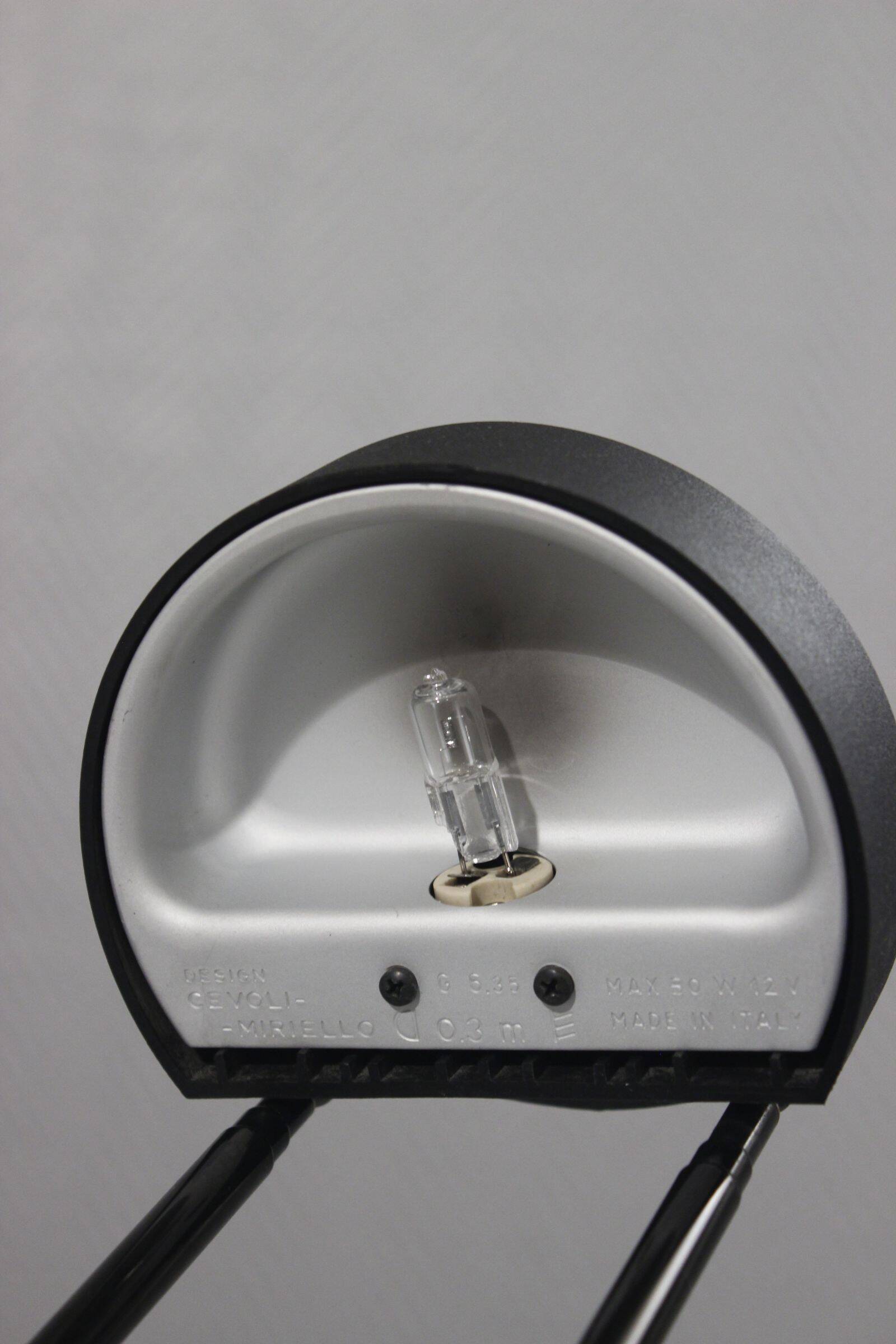 Extendable halogen desk lamp "Miriello" designed by Stefano Cevoli 1980s