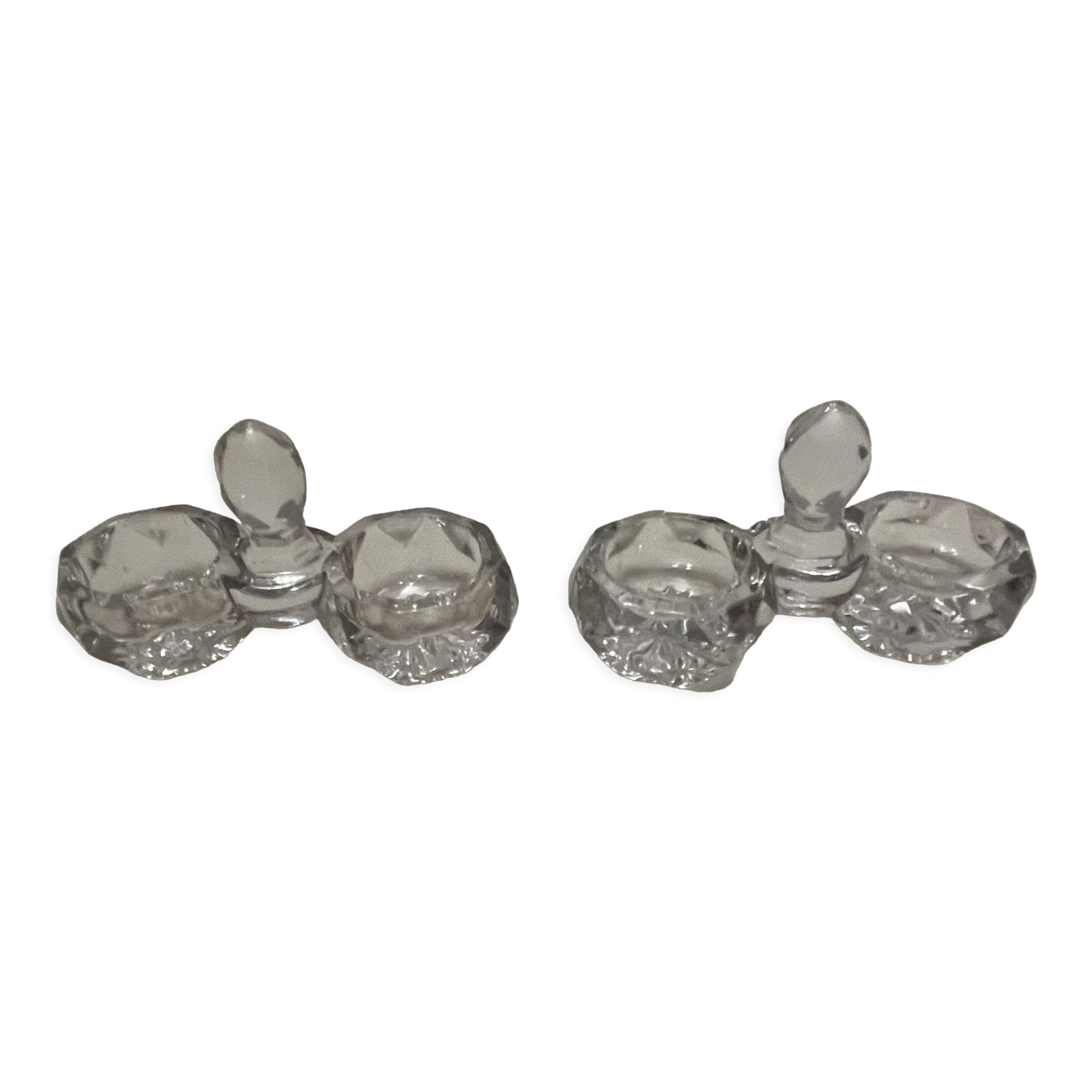 2 crystal salt shakers