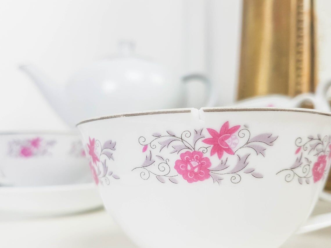 Porcelain tea set