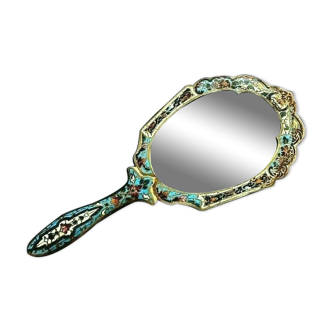19th hand facing mirror