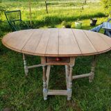 Solid oak table