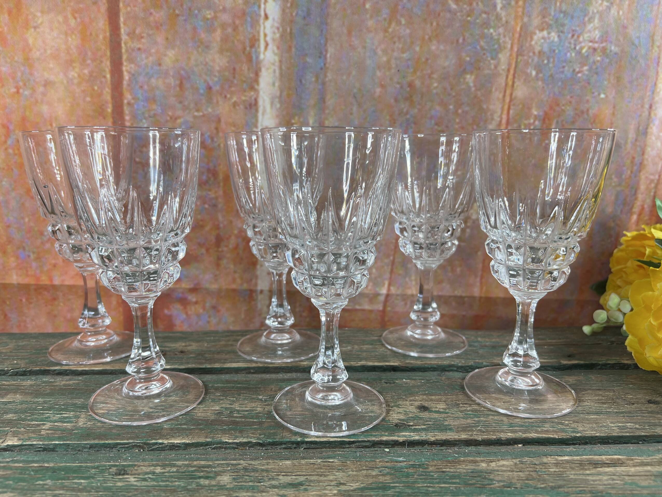 Lot de 6 verres à vin en cristal d'Arques Pompadour