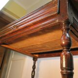 Elegant walnut writing table, Louis XIV, early 18th century, Languedoc