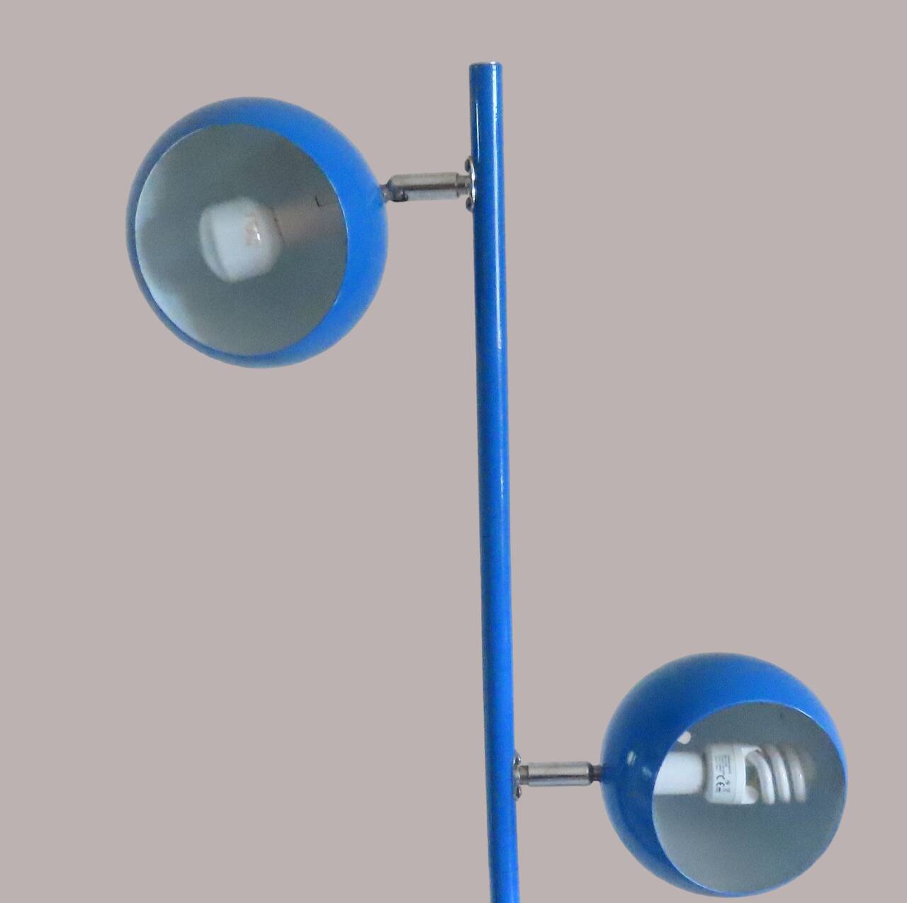 Vintage Eyeball Space Age Spot Light Blue Ball