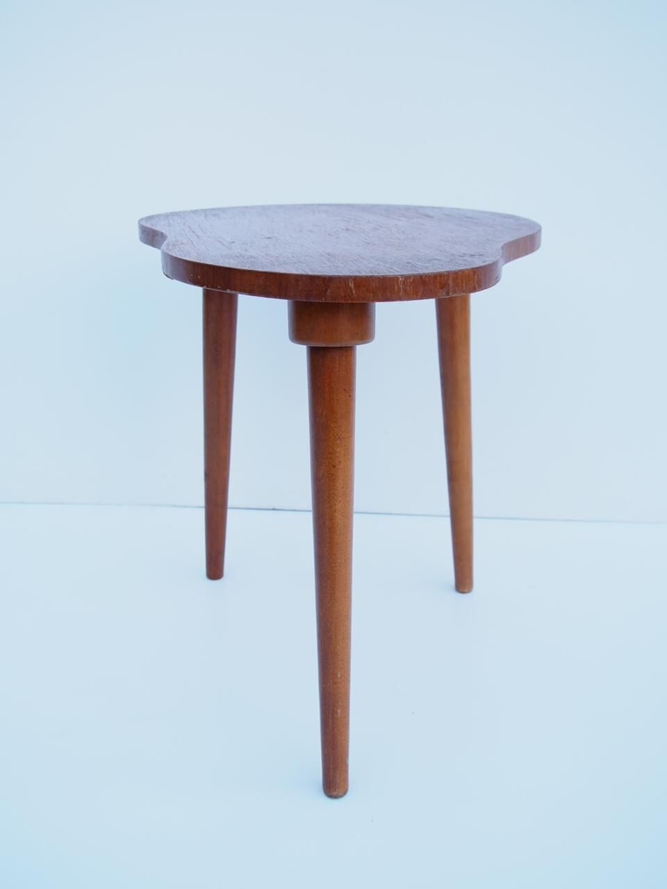 Bean wooden table