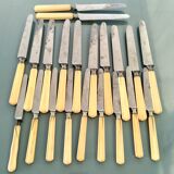 Bakelite knives 1940