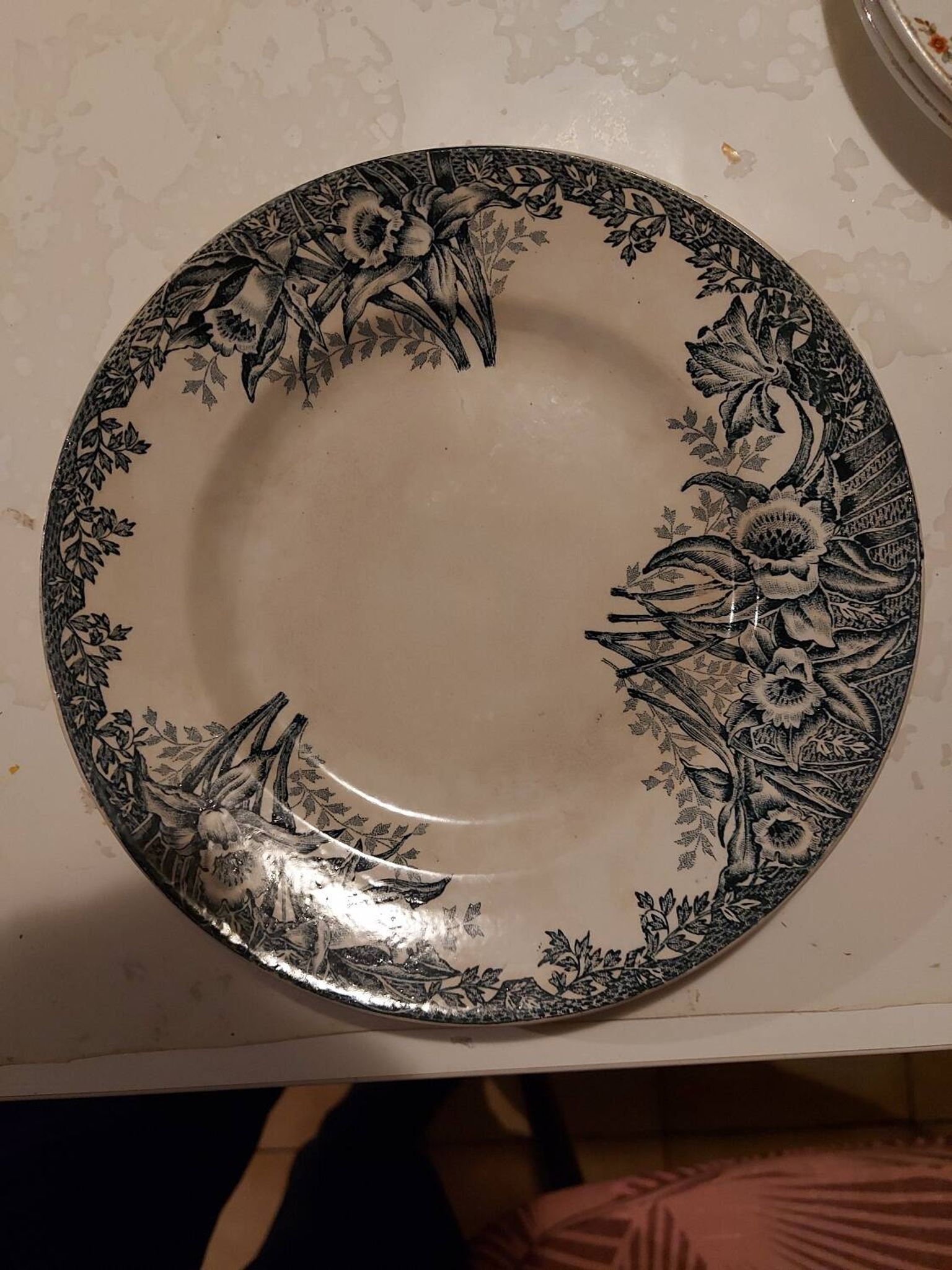 Assiette plate ancienne A.Lebacqz&M.Bouchard
