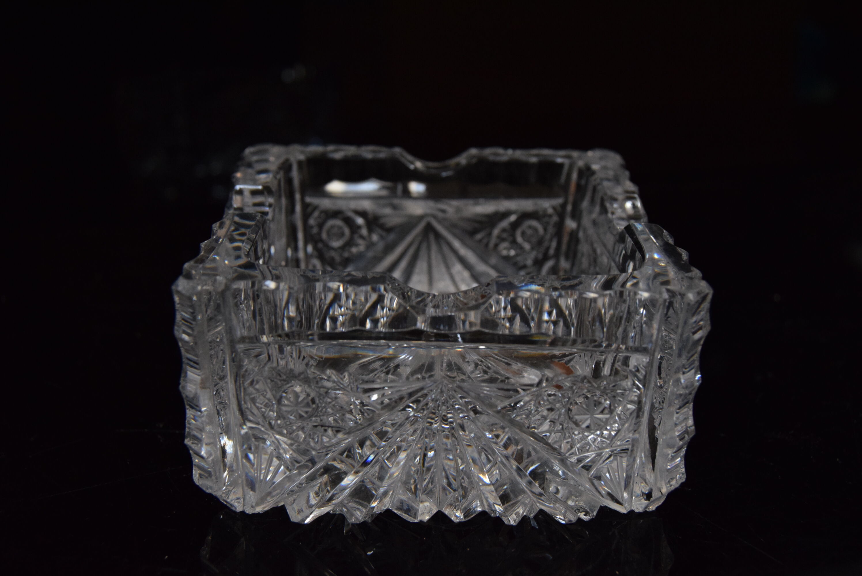 Paire de cendriers, verre en cristal taillé, bohême, années 1960