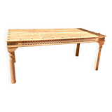 Table unique en noyer massif
