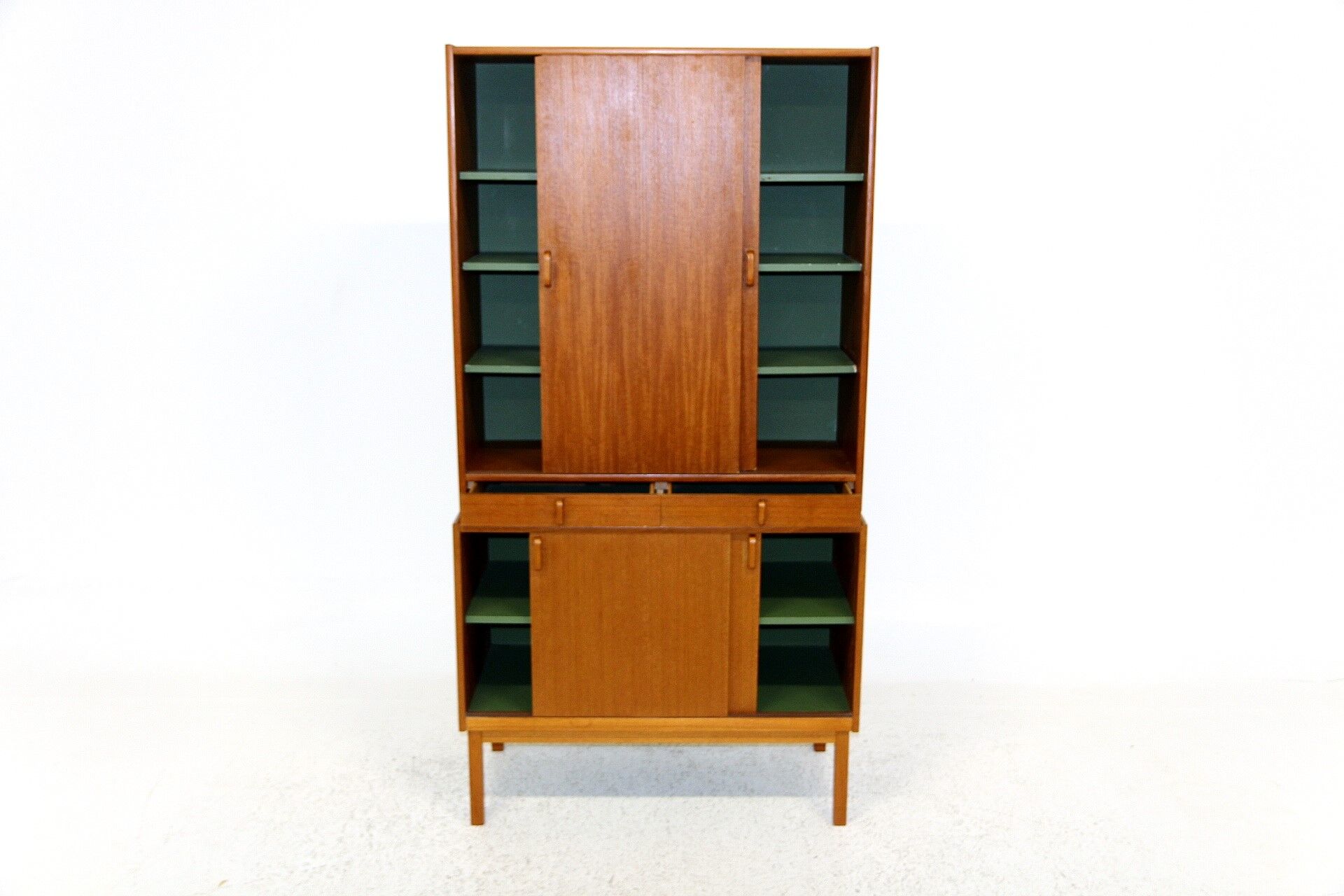 Teak chest of drawers, Bertil Fridhagen, Bodafors, Sweden, 1960