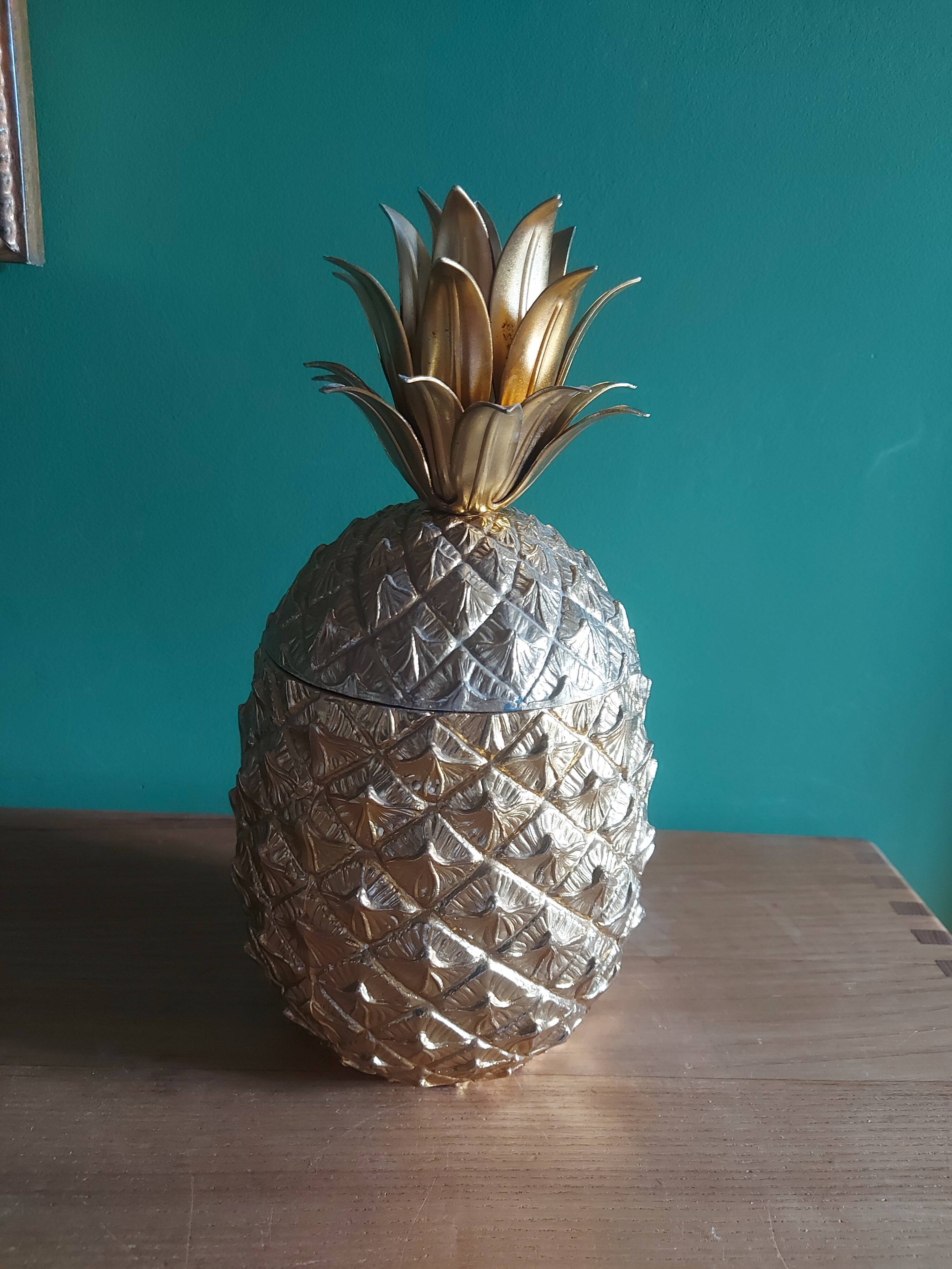 Pineapple ice bucket in golden metal Mauro Manetti