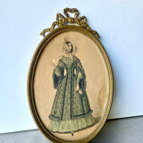 Antique oval metal gold colored brass bronze picture frame