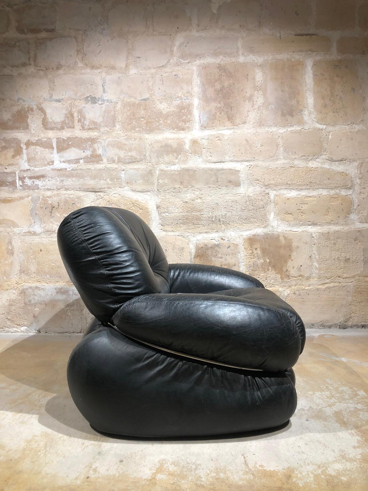 Pair of black leather armchairs by Adriano Piazzesi