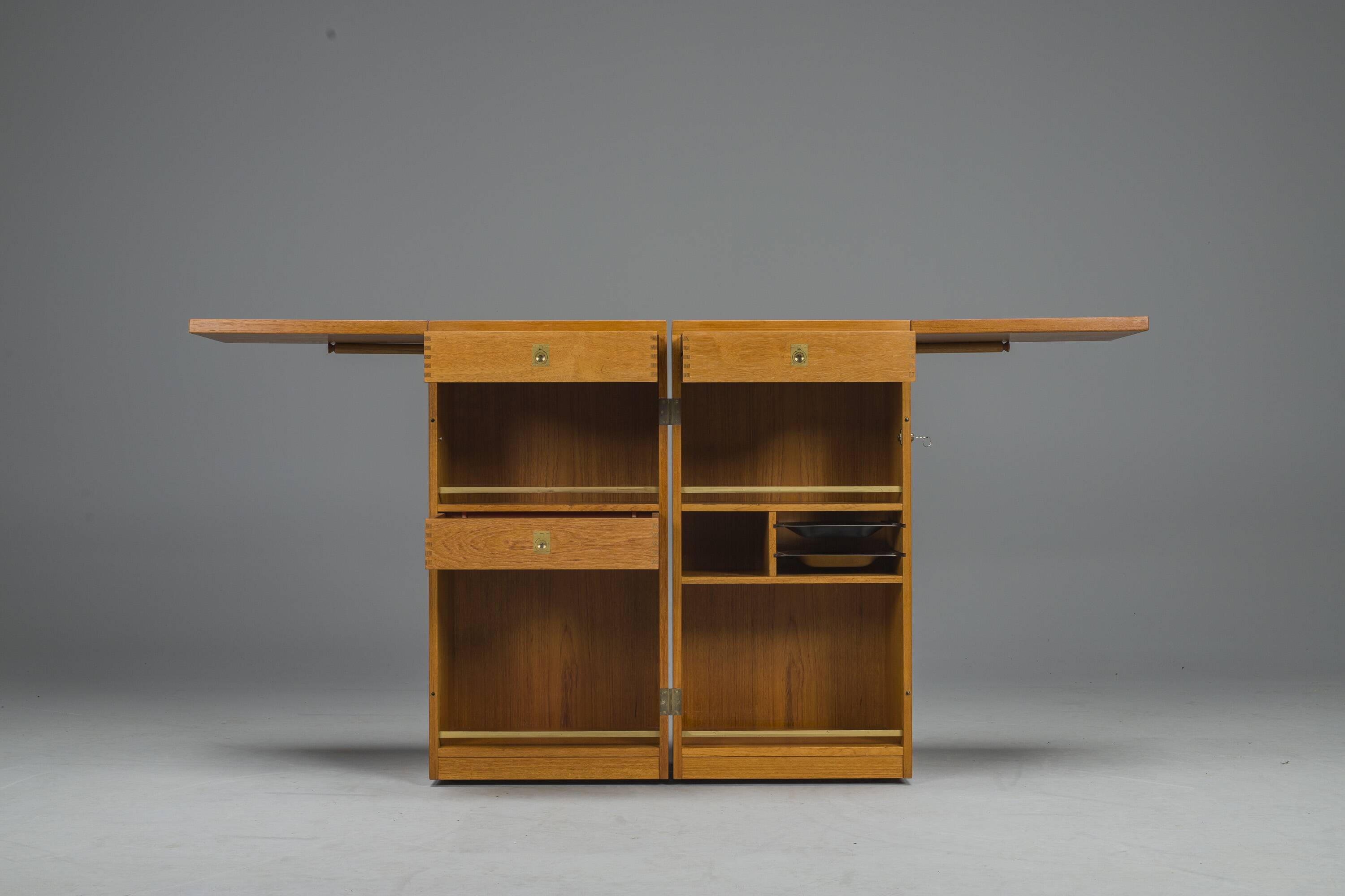 Danish Teak Captains Bar by Reno Wahl Iversen for Dyrlund, 1960s