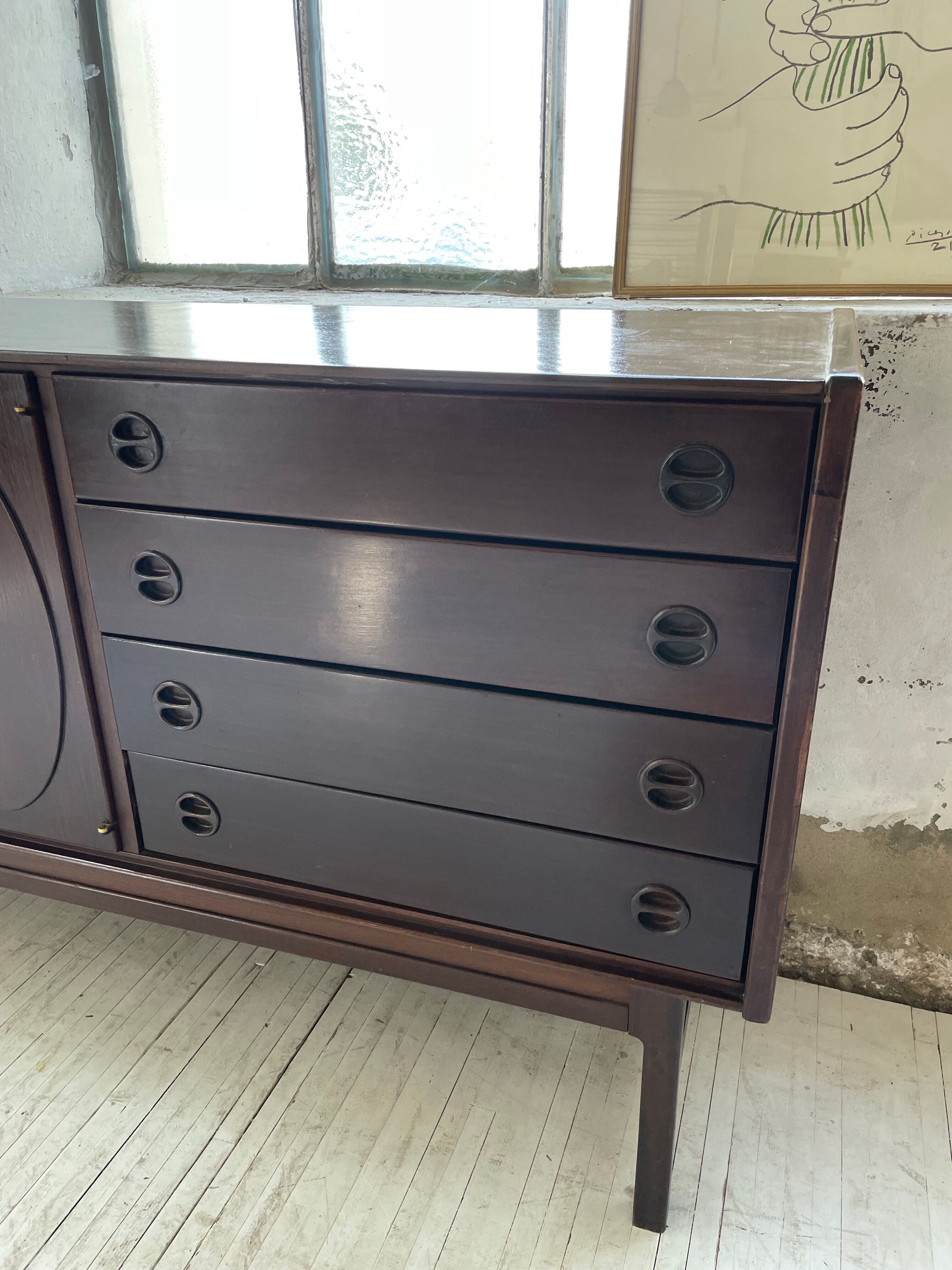 Walnut row Roche Bobois 240 cm