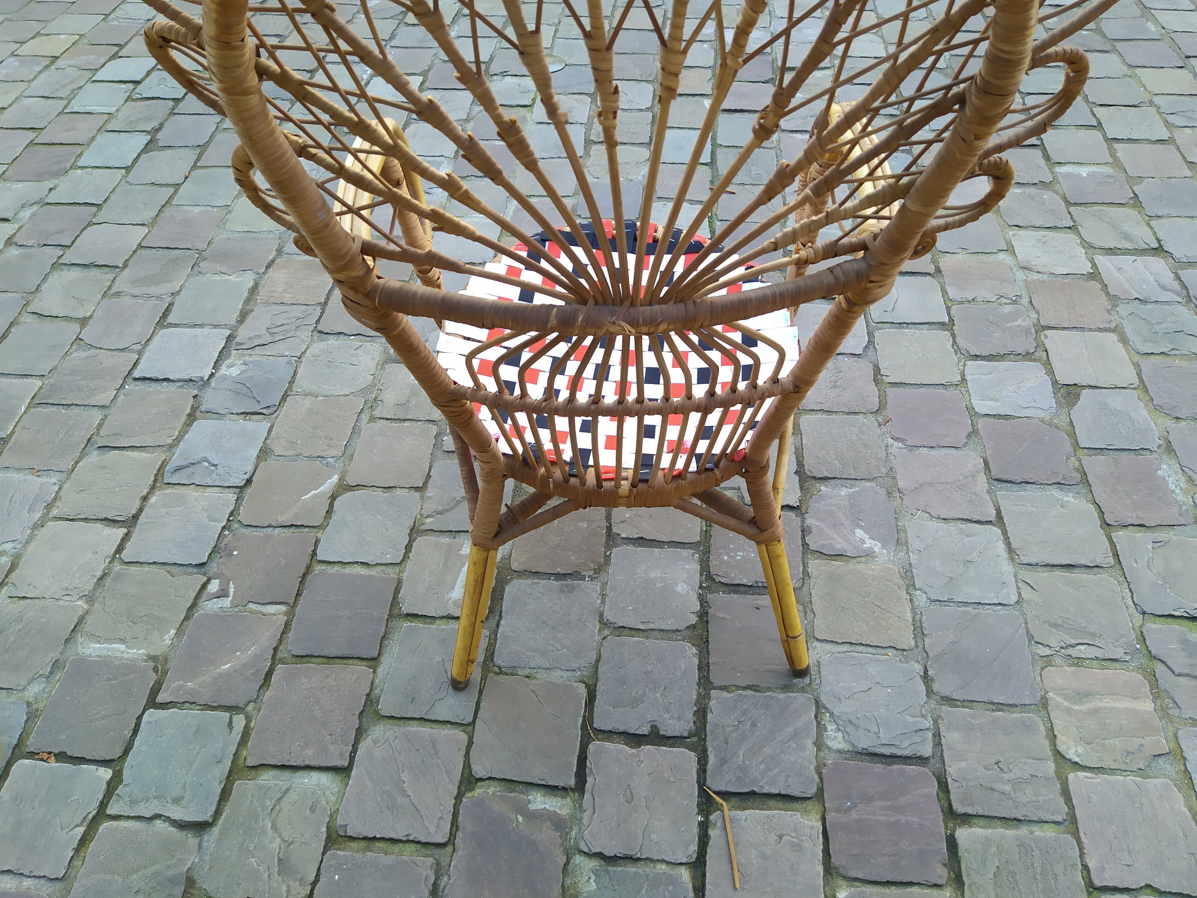 Emmanuelle Chair