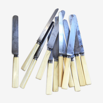 Set 12 old bone knives