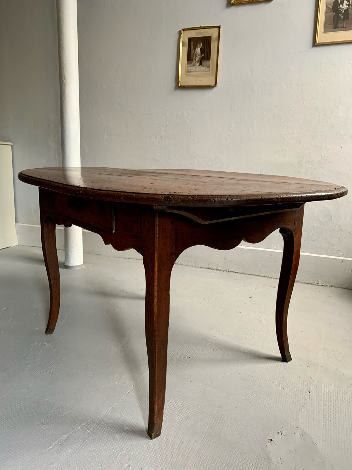 Farmhouse table
