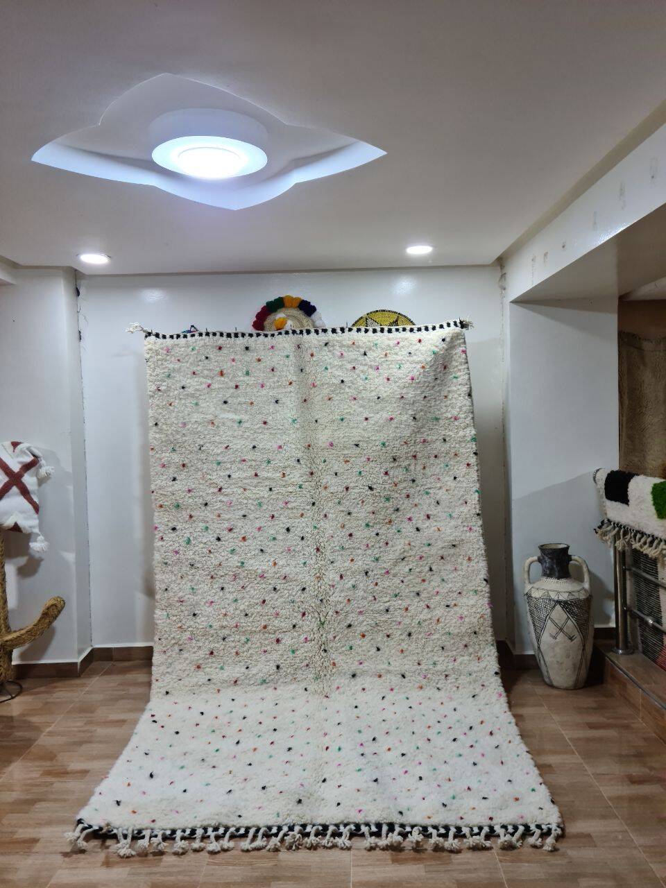 Mrirt 100% Wool Rug - Luxury and Comfort - Handmade 250x150 cm