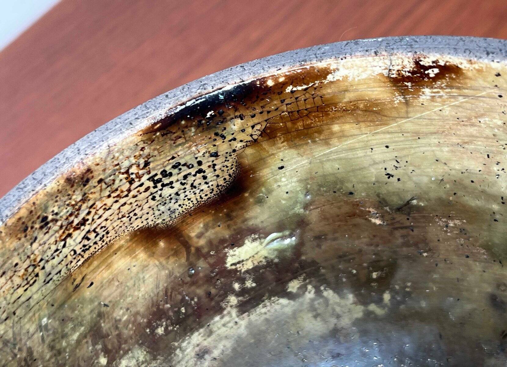 Mid-century modern Danish studio pottery bowl by Sussie Herold, 1960s.