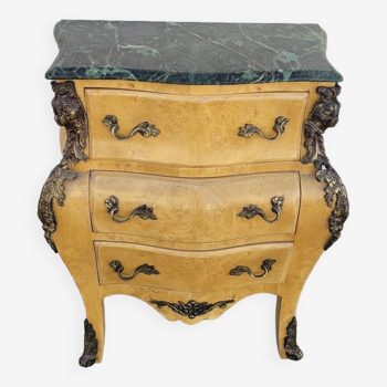 Commode galbée style Louis XV en marqueterie en loupe d'orme et bronze