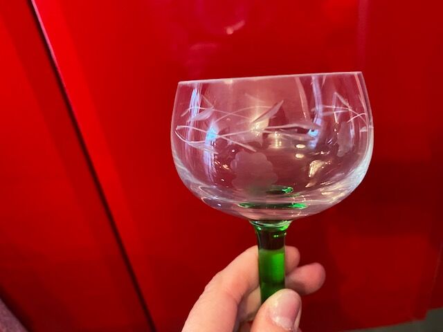 Set of 6 Engraved Glasses with Green Legs
