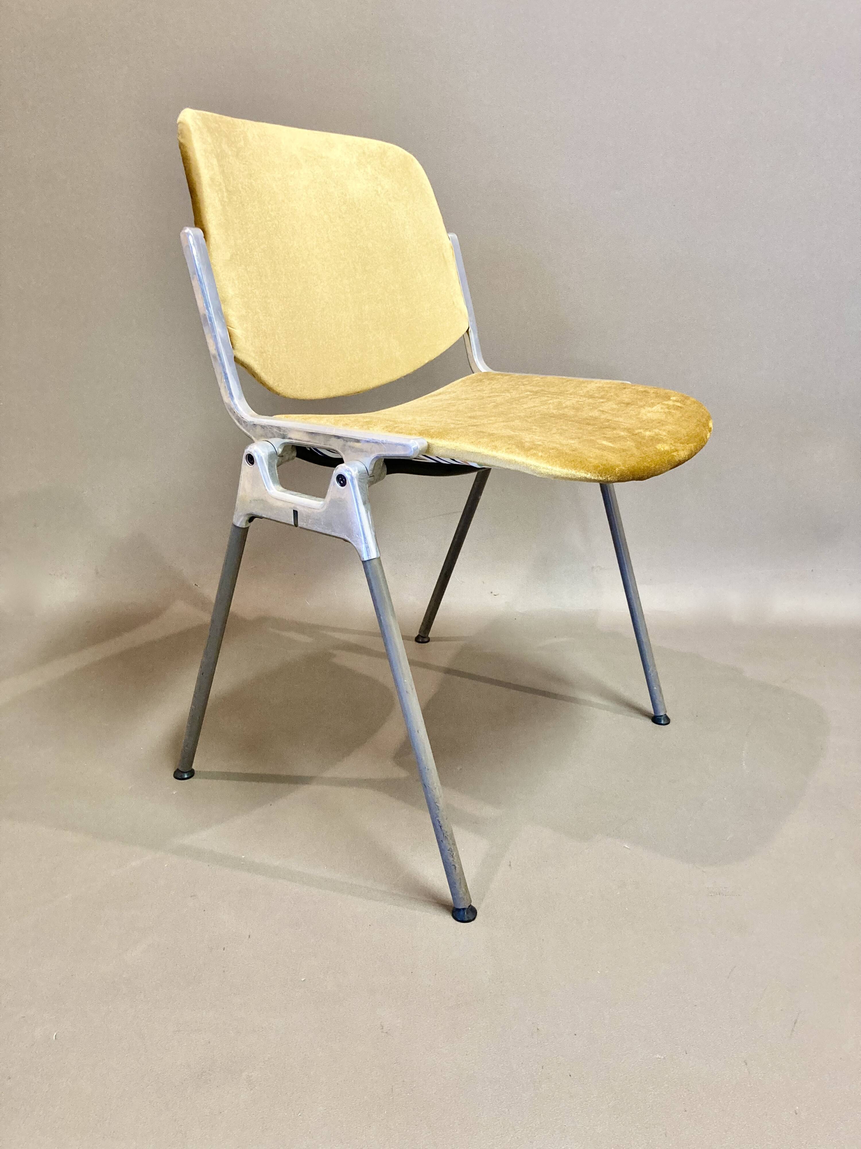 "GIANCARLO PIRETTI" chair.