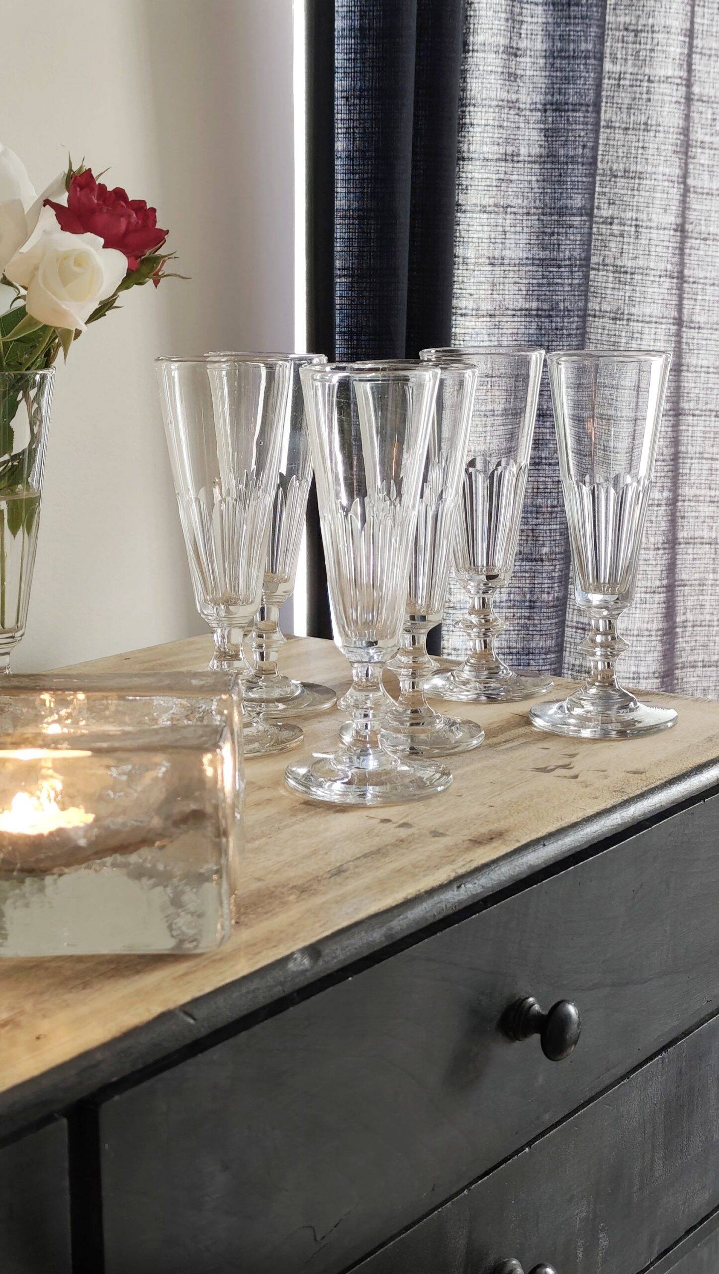 Ensemble de 6 flûtes « Caton » cristal fort – 19e siècle, Baccarat Saint Louis