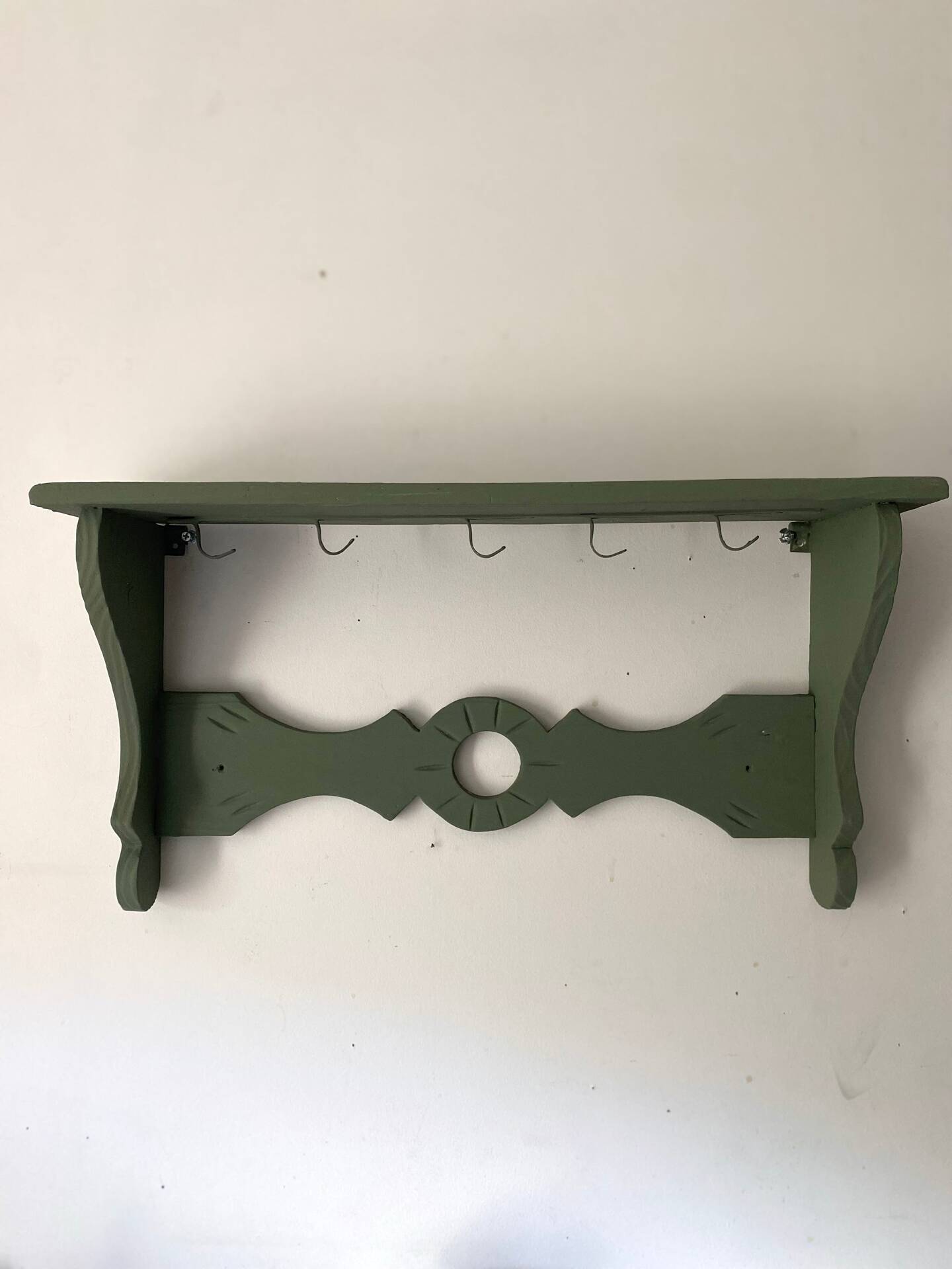 Vintage wall kitchen shelf