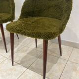 Vintage chairs - Retro chic design - Moss green fur