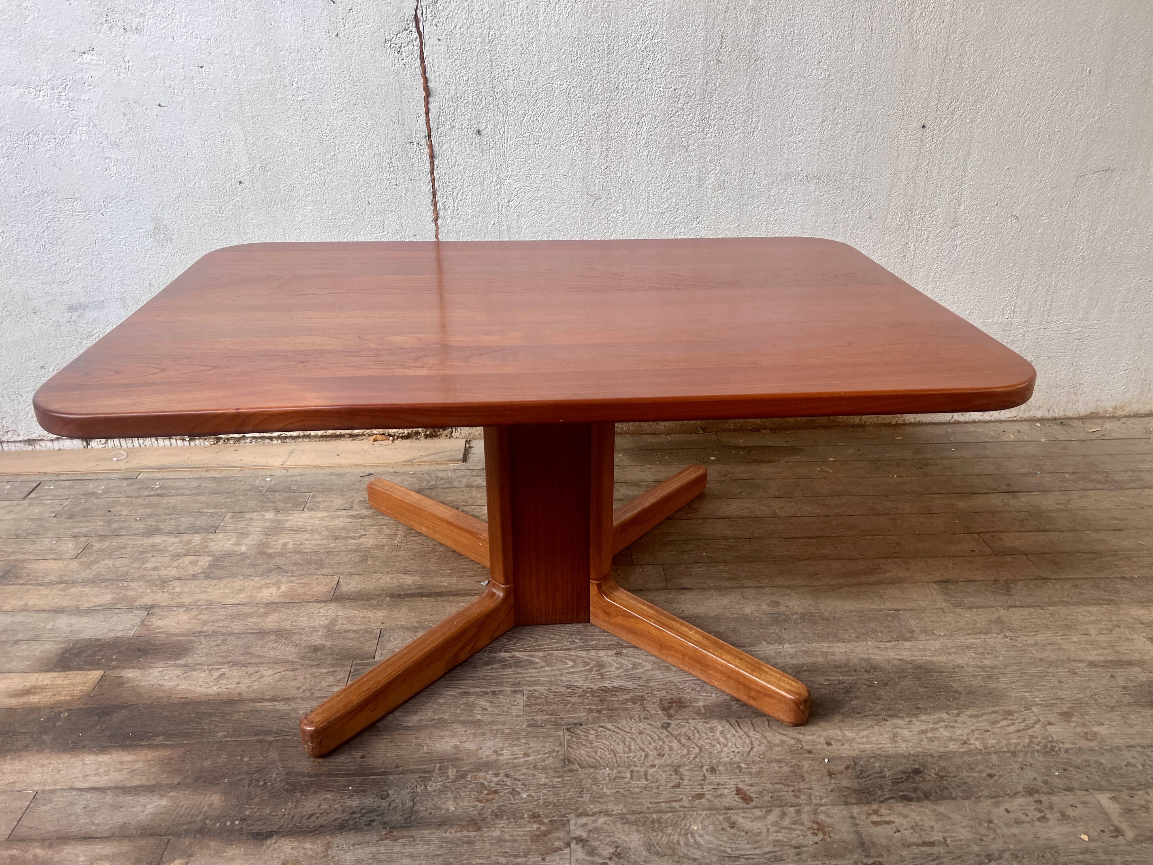 Coffee table raised in Scandinavian teak 1960