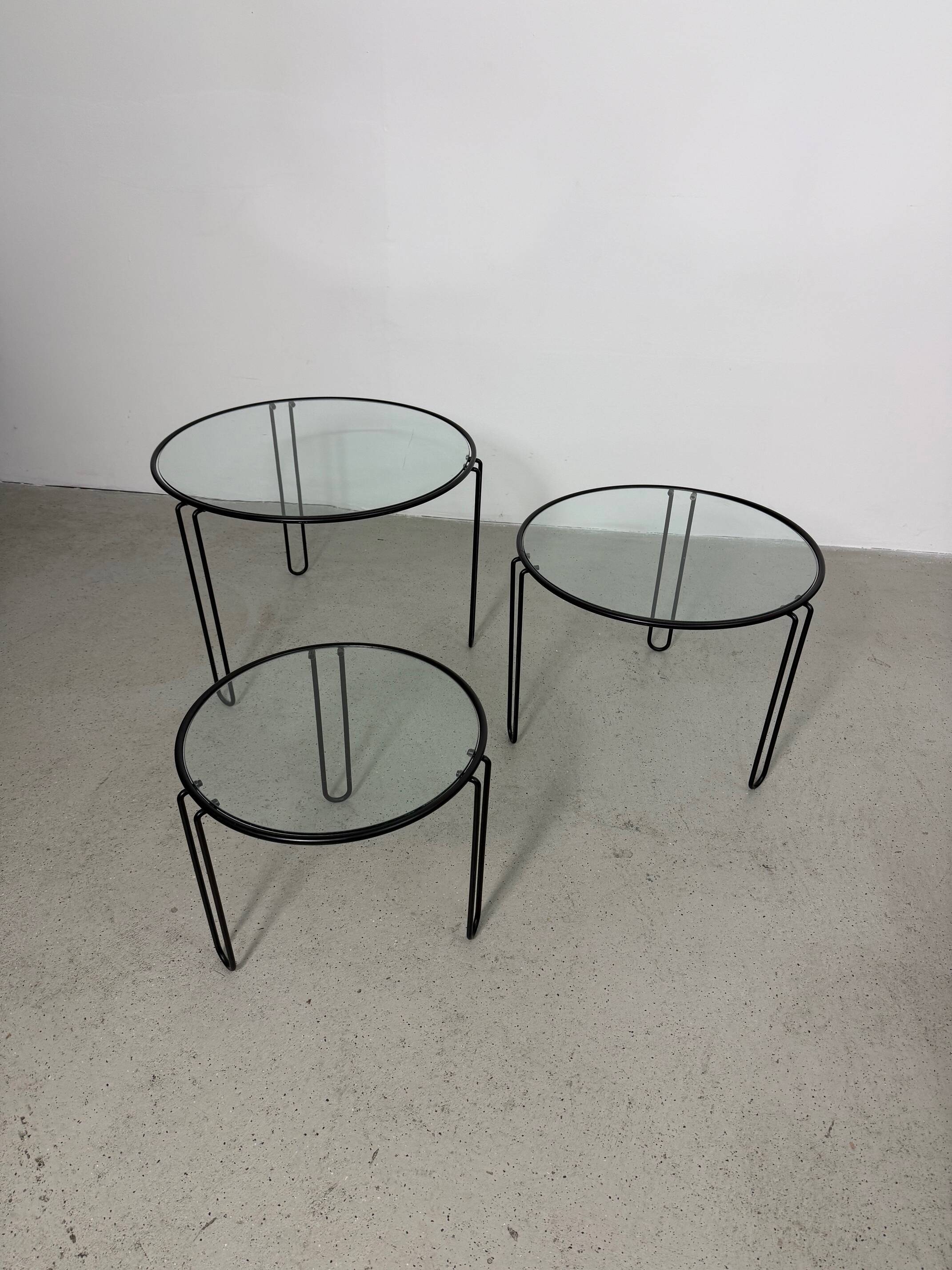 Set of 3 Minimalist Wire and Glass Nesting Tables, 1970s - 1980s