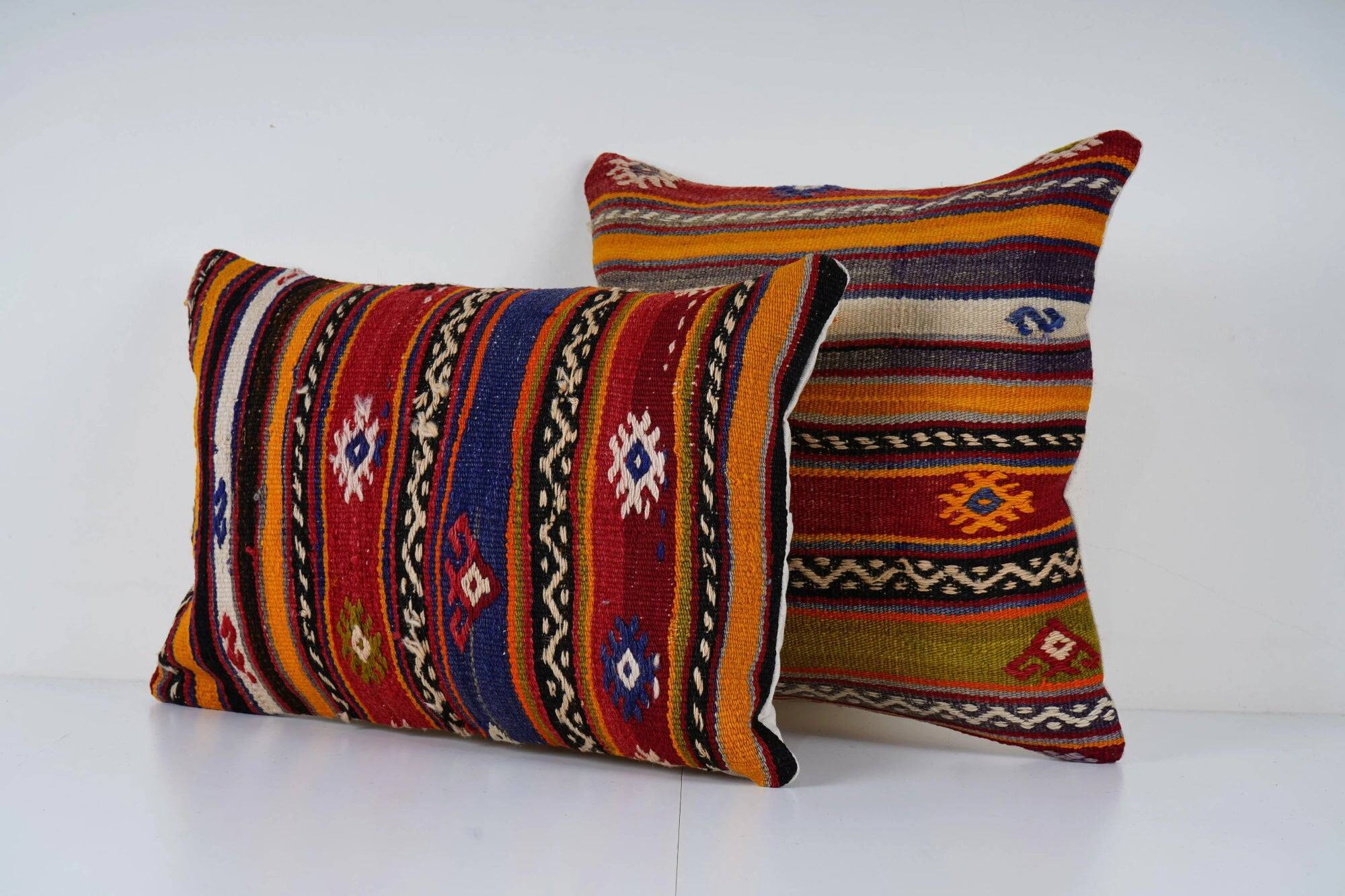 Set of 2 vintage Turkish cushion covers 41x61 cm