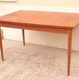 Scandinavian teak table with elongations