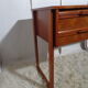 Bureau vintage des années 50 pied traineau teck