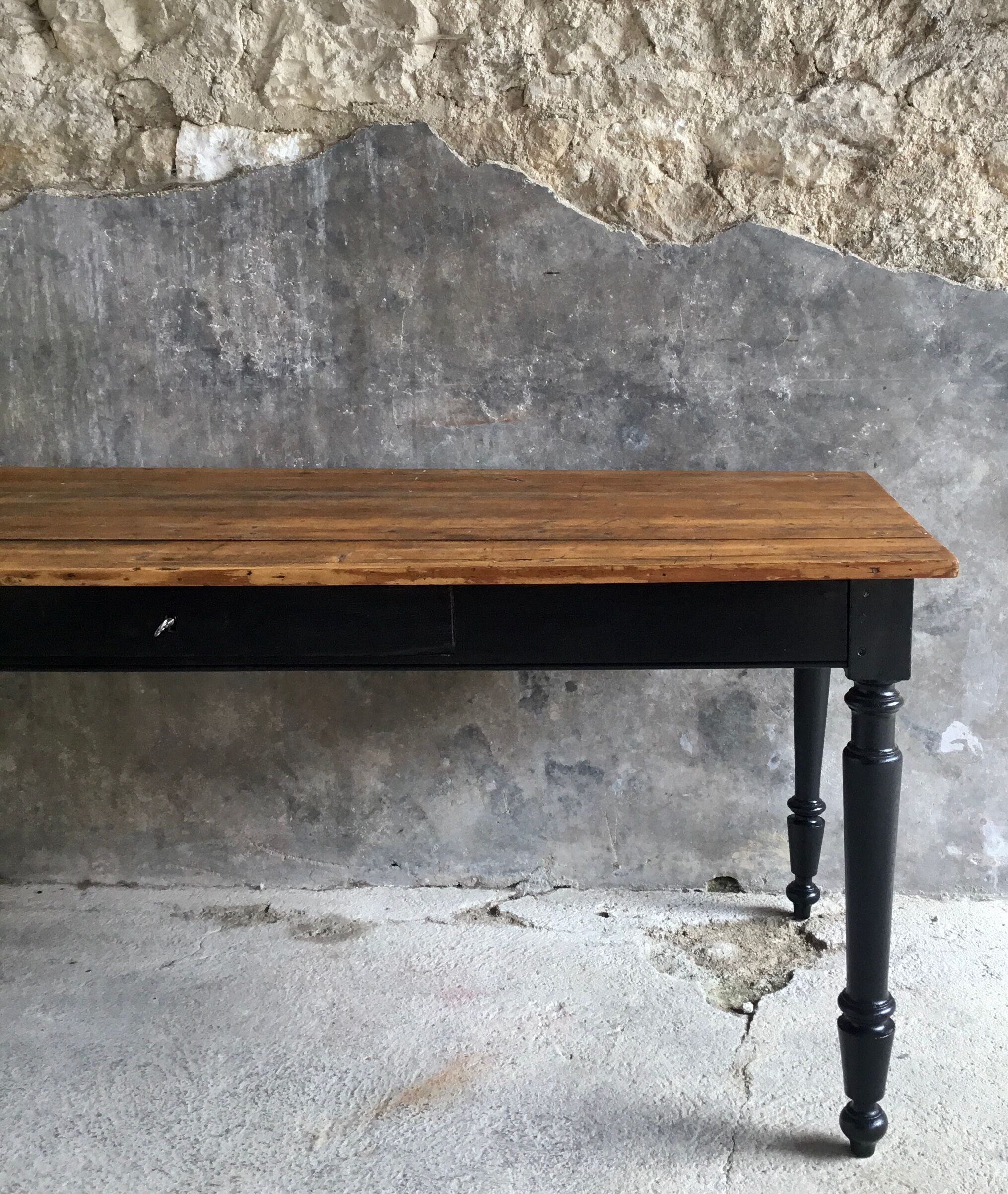 Large farmhouse table 180 cm feet turned - early twentieth