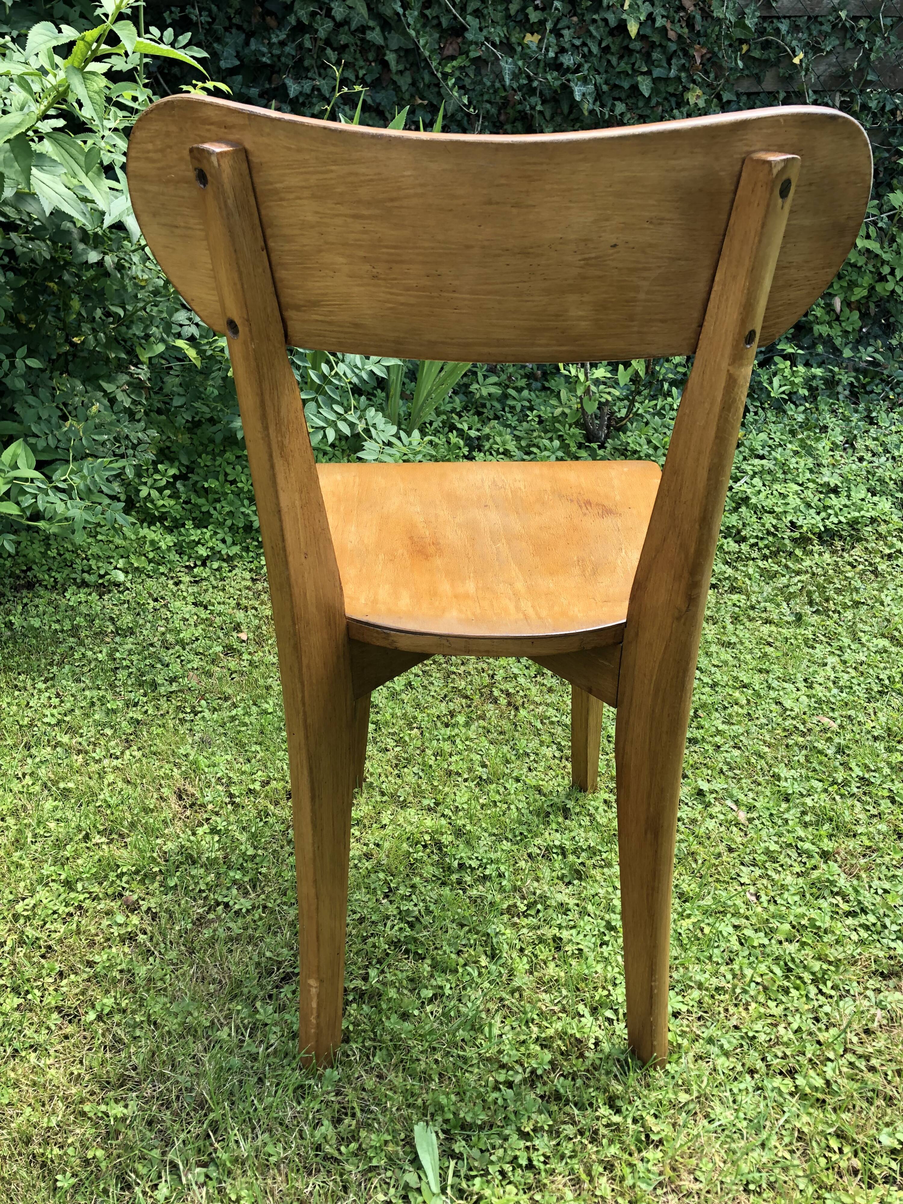 Chaise scandinave bois clair années 70 vintage