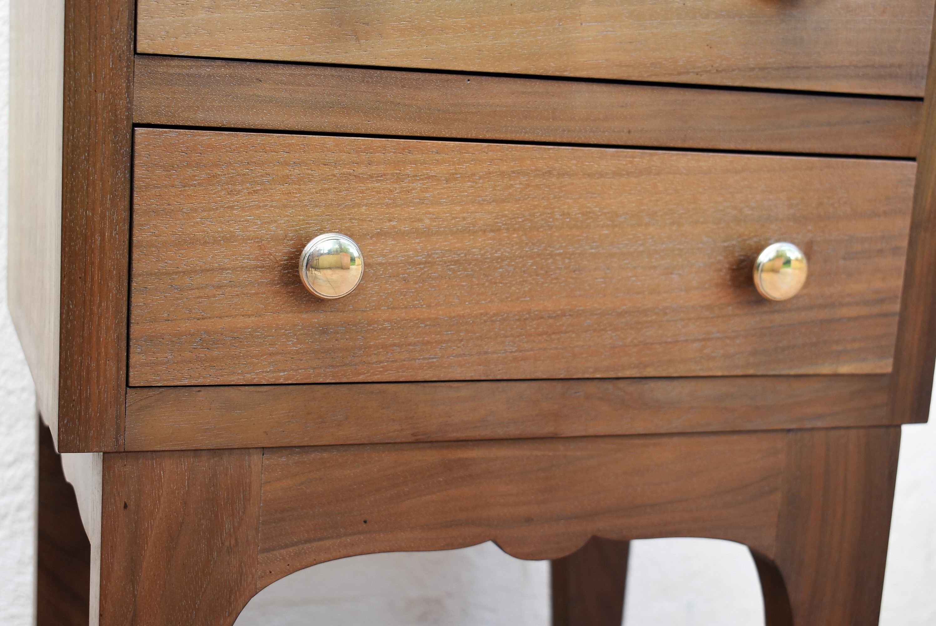 Vintage 2 drawers bedside table