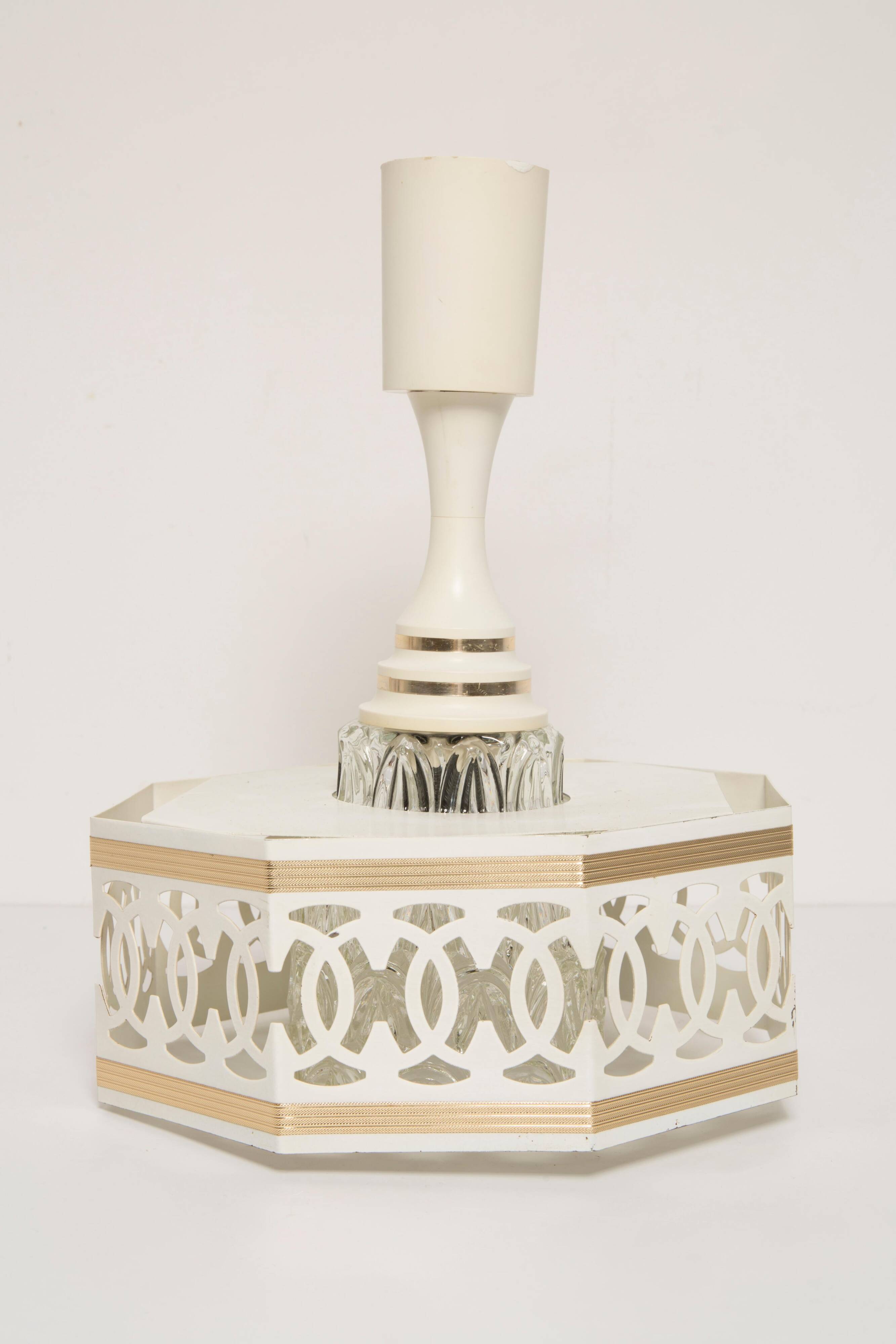 Medium Hollywood Regency ceiling lamp from the mid-20th century, white metal, Italy, 1960.