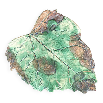 Raku leaf trivet