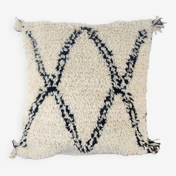 Beni Ouarain diamond bohemian cushion