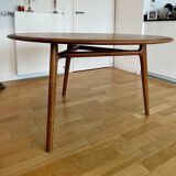 Solo round table by neri&hu
