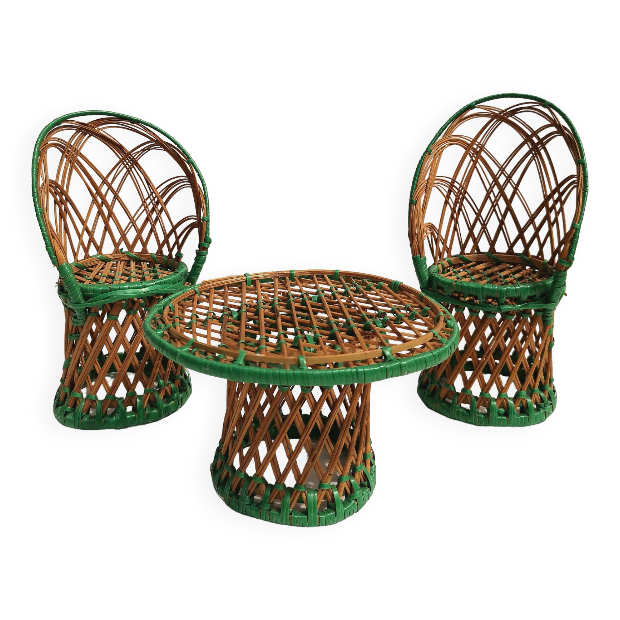 Vintage rattan lounge toy