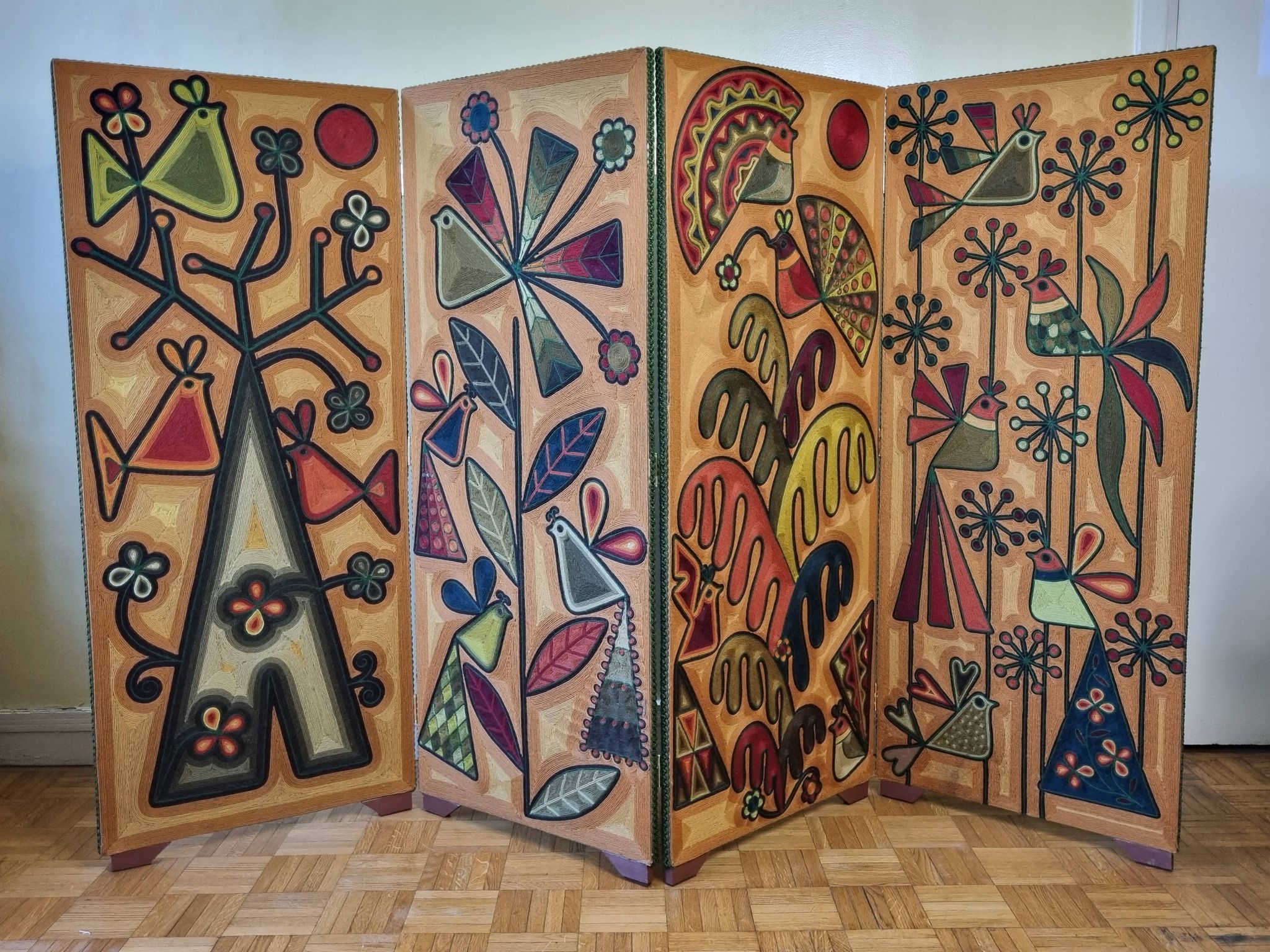 Screen decorated with wool threads, “Huichol” art, Sofia Ribeira, 124 cm