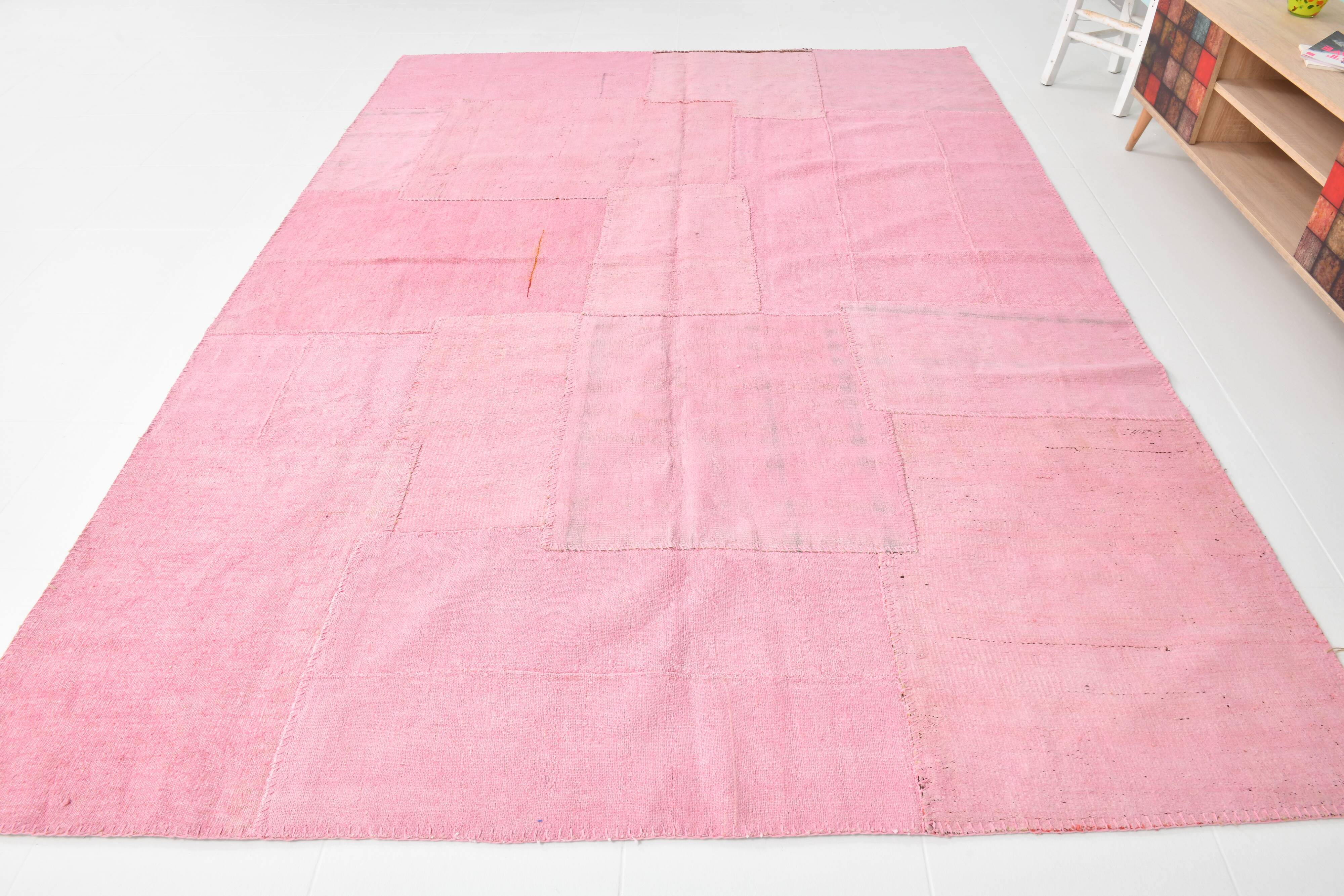 Large Pink Vintage Kilim Rug, 214x306Cm