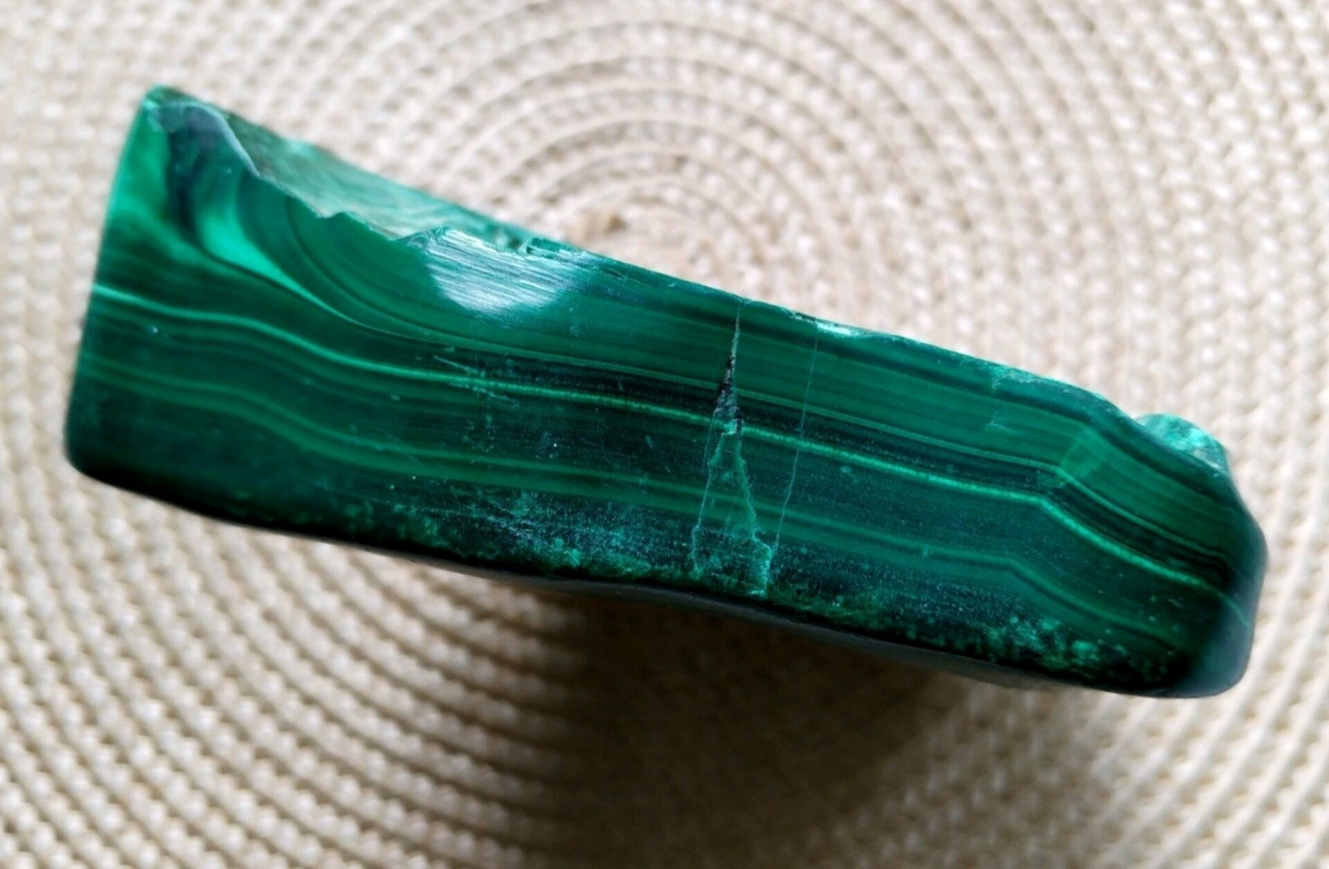 Vide-poche en malachite naturelle du Congo