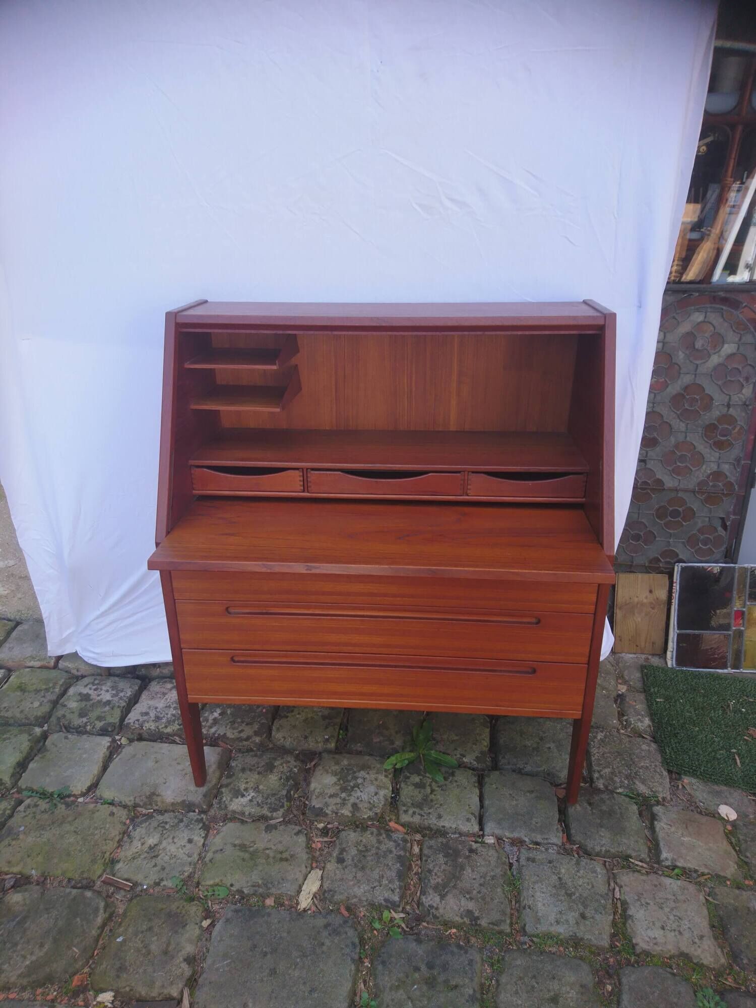 Writing desk design Nils Jonsson HJN Mobler